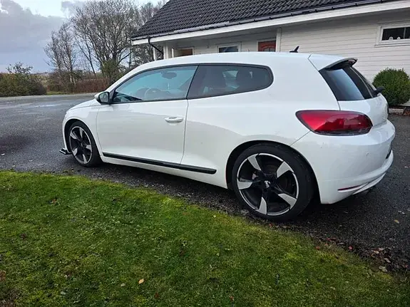Volkswagen Scirocco 2009 photo 4