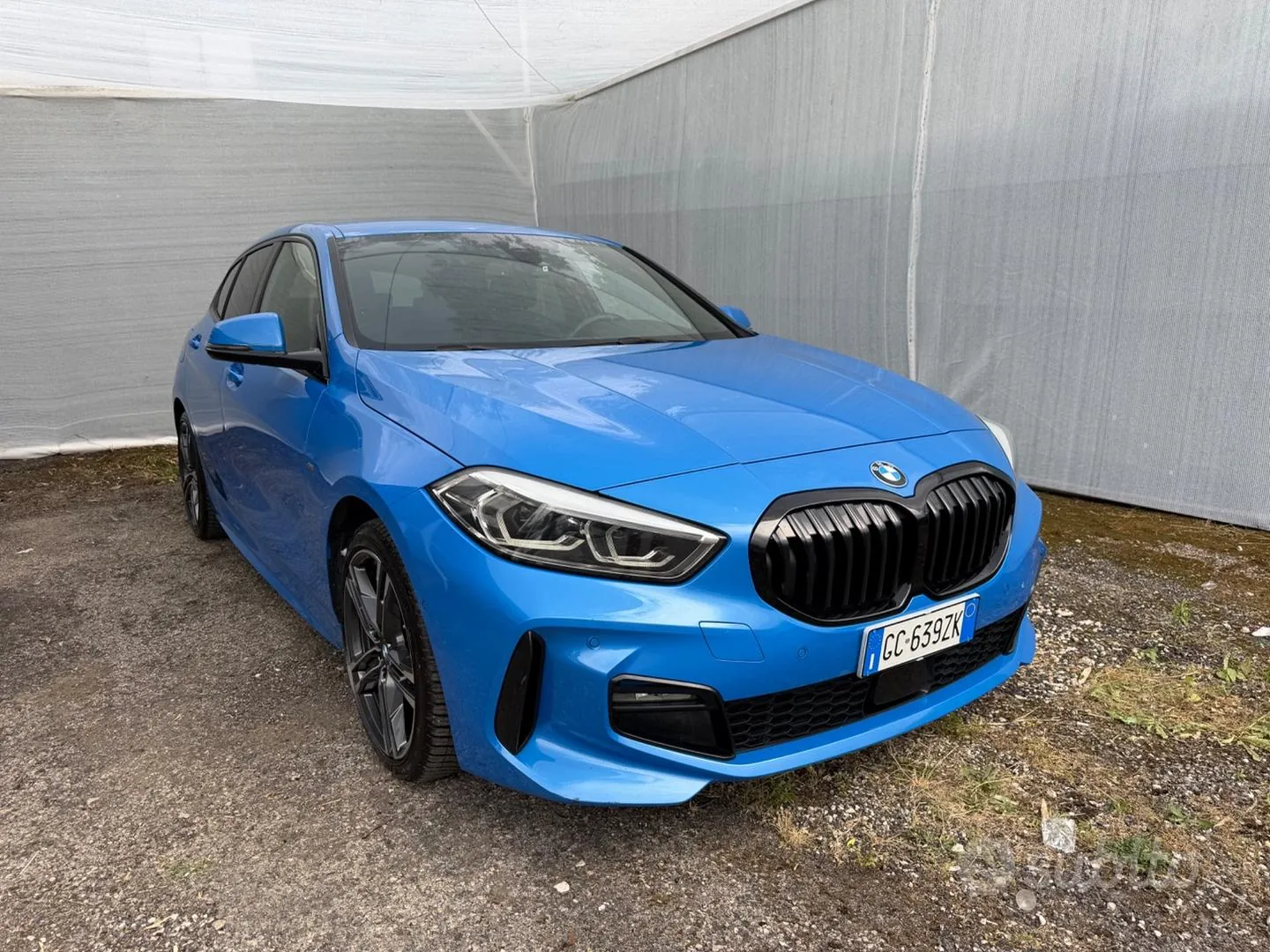 BMW 116D 2021 photo 2