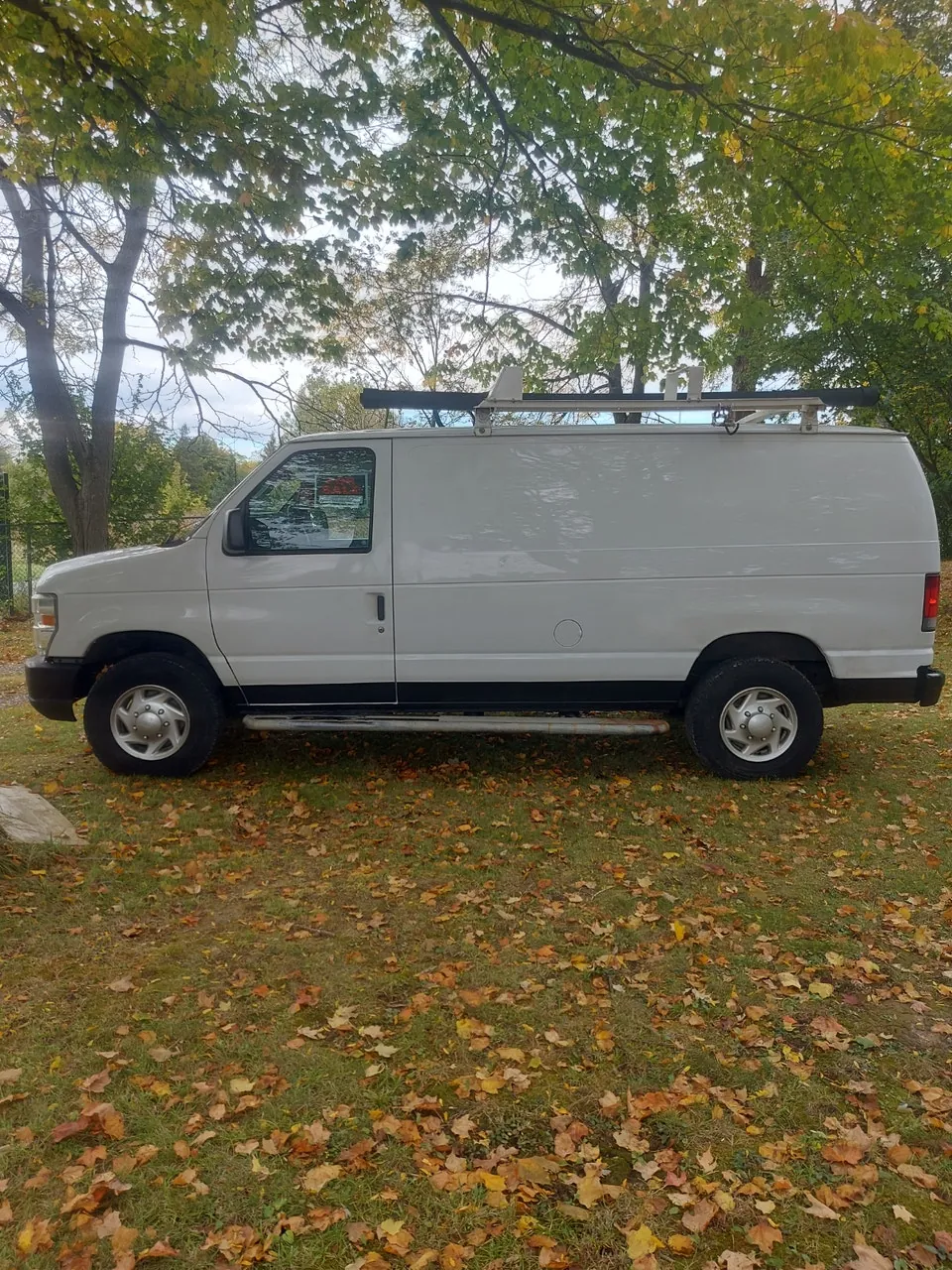 Ford E-250