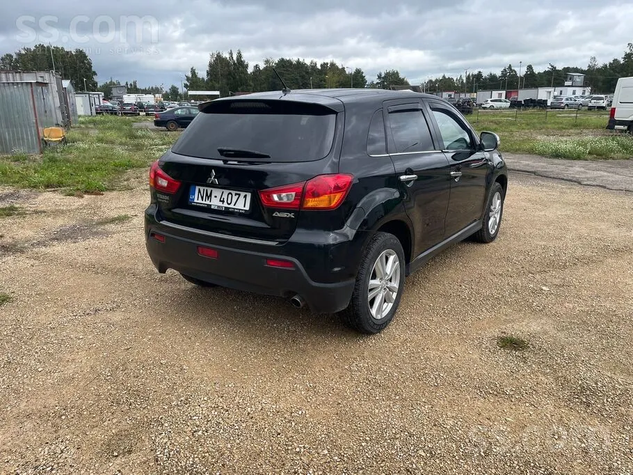 Mitsubishi Asx 2010 photo 5