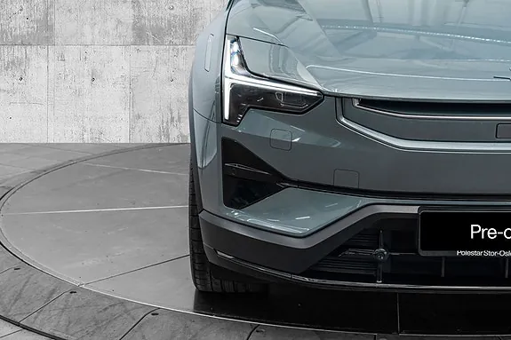 Polestar 3 2024 photo 2