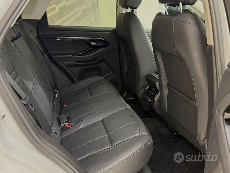 Land Rover Evoque 2022 photo 5