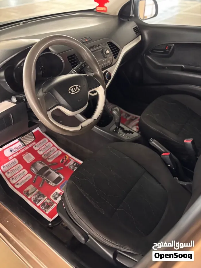 Kia Picanto 2012 photo 3