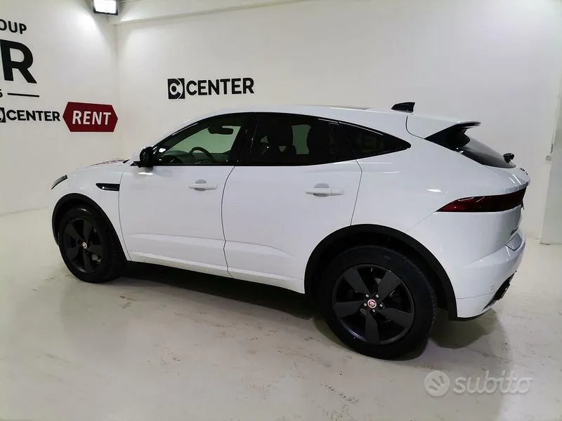 Jaguar E-Pace 2020 photo 4