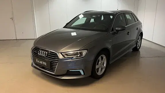 Audi A3 2017 photo 3