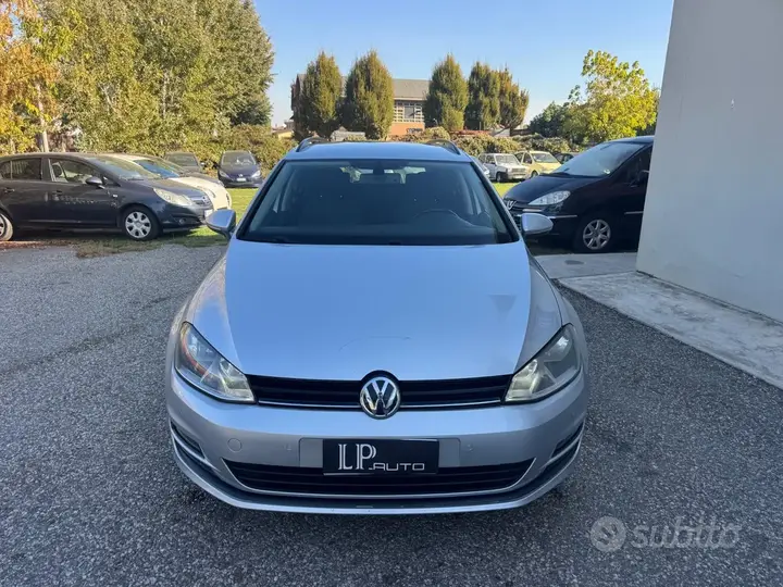 Volkswagen Golf Variant 2015 photo 2