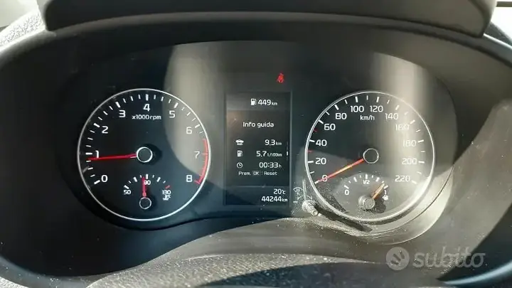 Kia Picanto 2021 photo 2