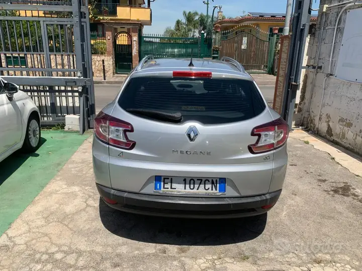 Renault Megane 2011 photo 5