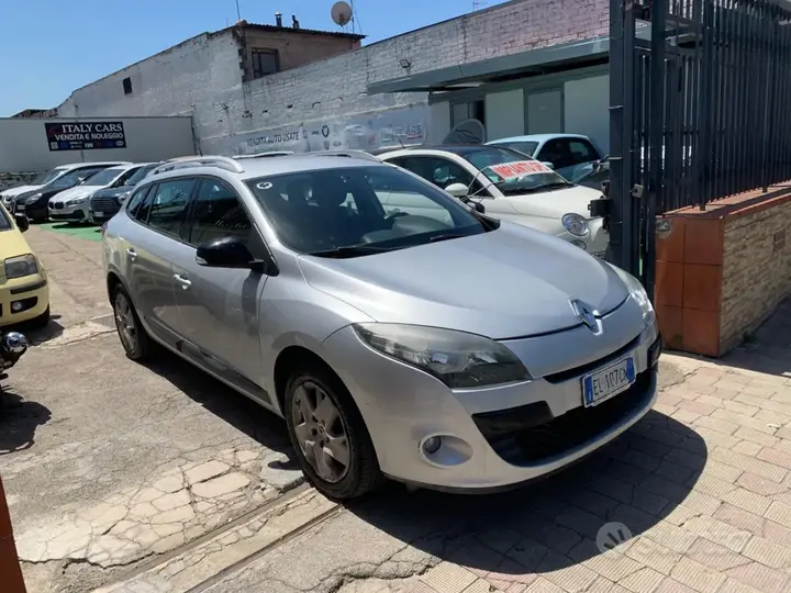 Renault Megane 2011 photo 3