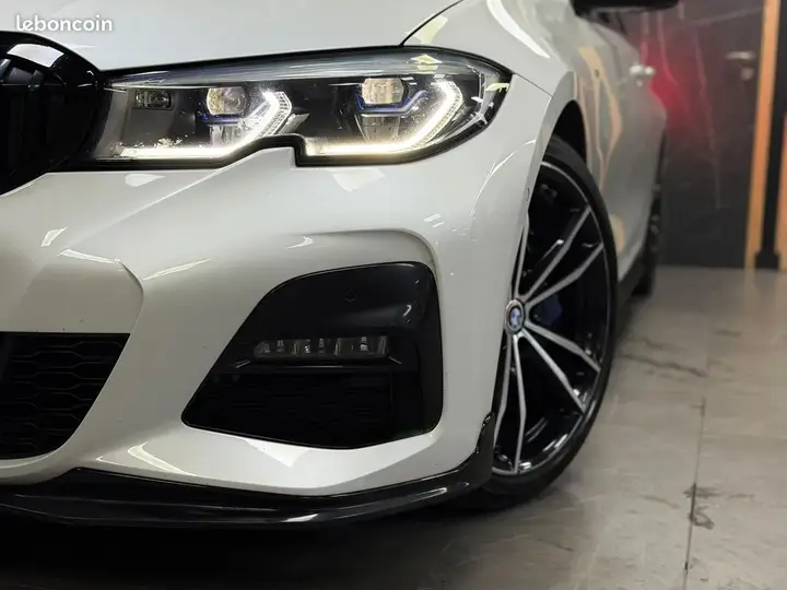 BMW 3 Series 2019 photo 5