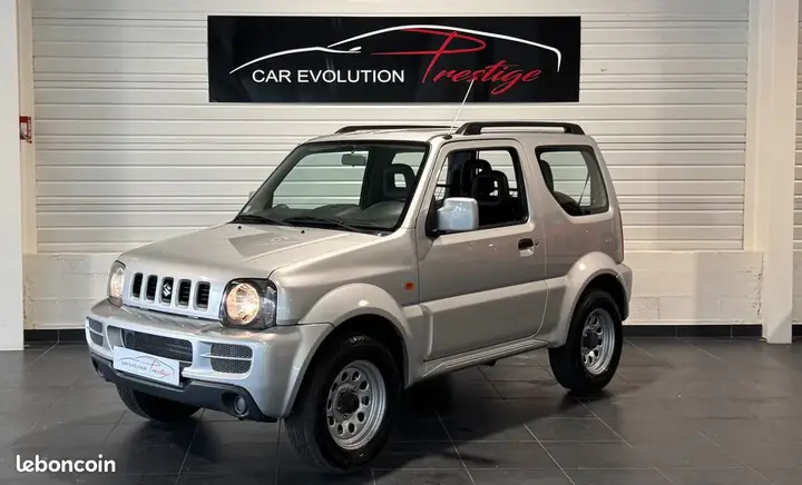 Suzuki Jimny 2013 photo 3