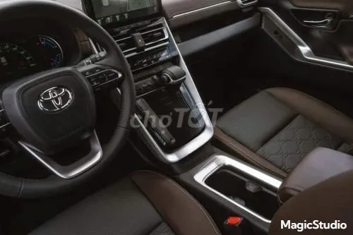 Toyota Innova Cross 2026 photo 2