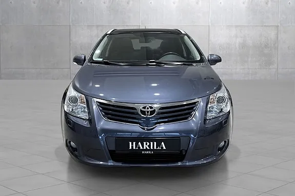 Toyota Avensis 2009 photo 2