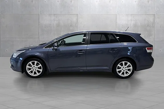 Toyota Avensis 2009 photo 3