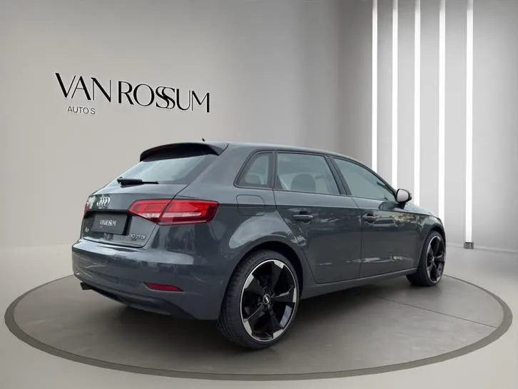 Audi A3 Sportback 2019 photo 3
