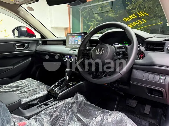 Honda Vezel 2025 photo 2
