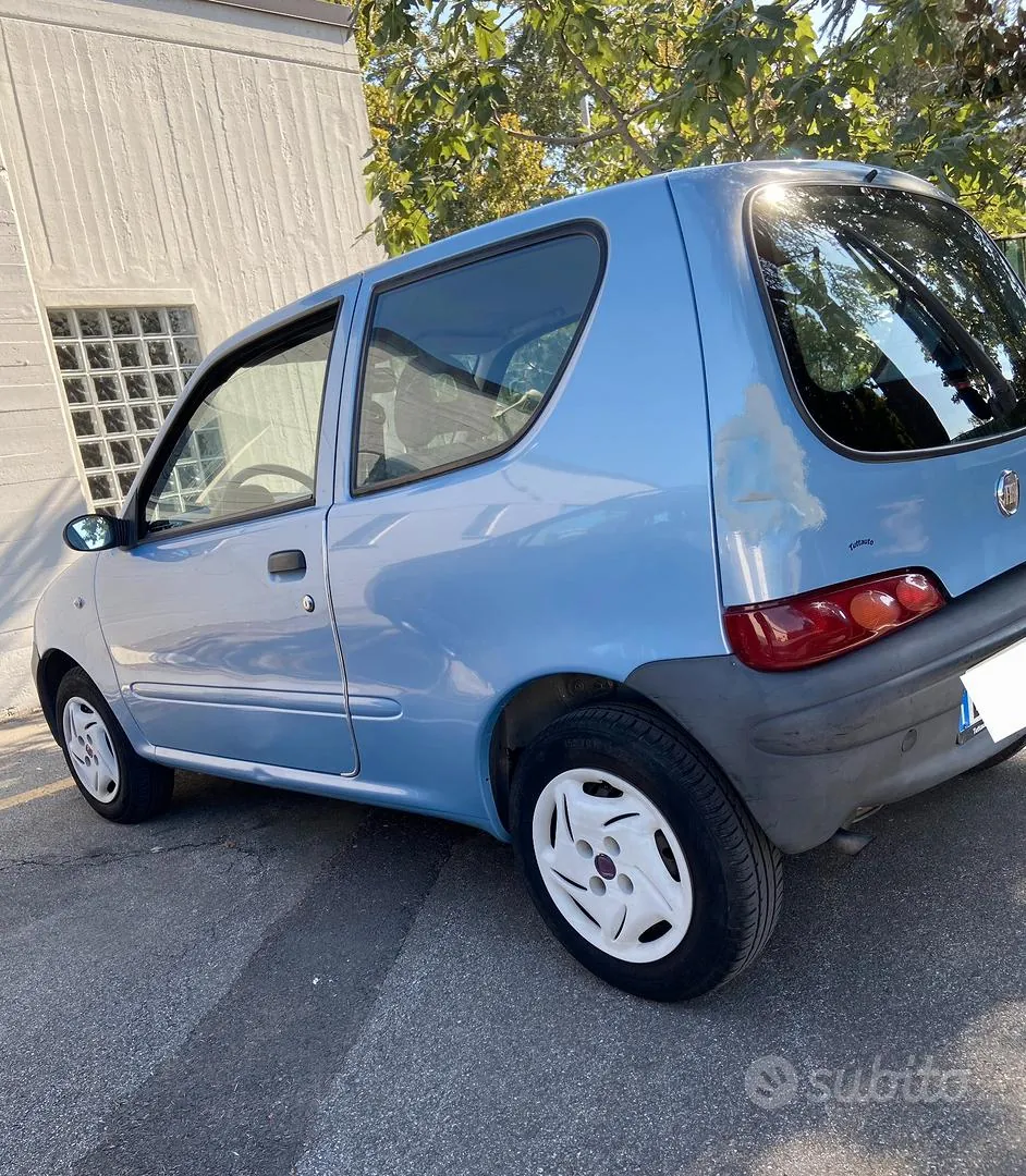 Fiat 600 2009 photo 2