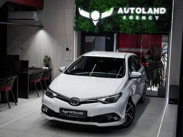 Toyota Auris 2017 photo 4