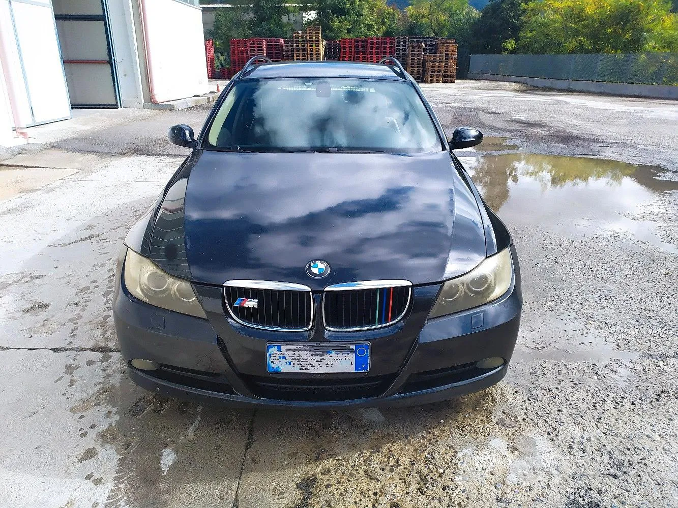 BMW 320D 2008 photo 2
