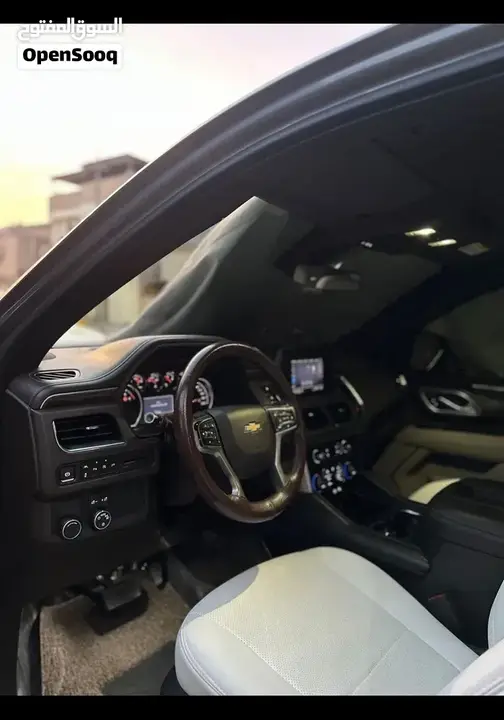 Chevrolet Suburban 2021 photo 4
