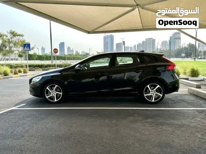 Volvo V40 2018 photo 4