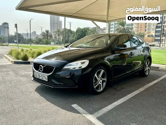 Volvo V40 2018 photo 3