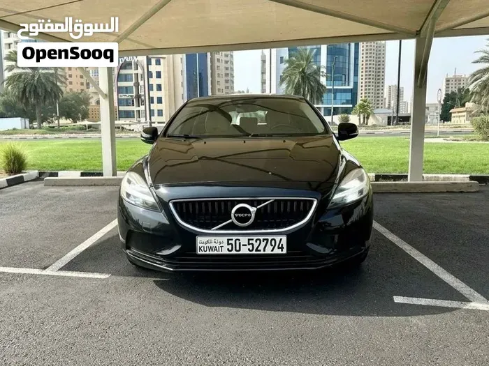 Volvo V40 2018 photo 2