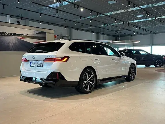 BMW 530E 2027 photo 4