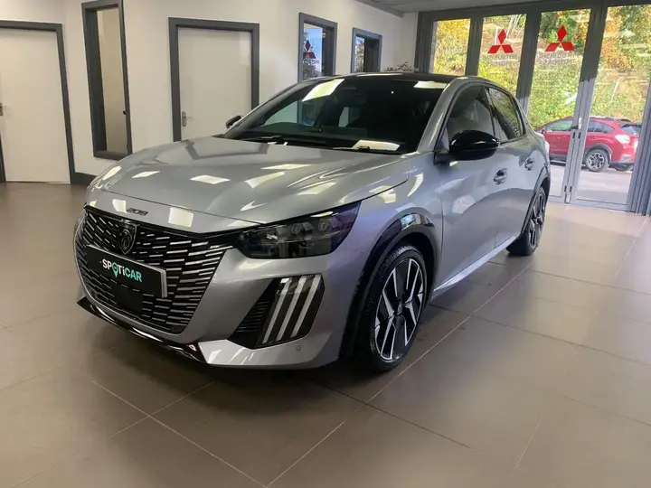 Peugeot 208 2025 photo 4