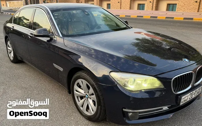 BMW 7 Series 2013 photo 2