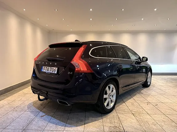 Volvo V60 2016 photo 5