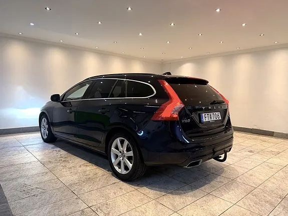 Volvo V60 2016 photo 3
