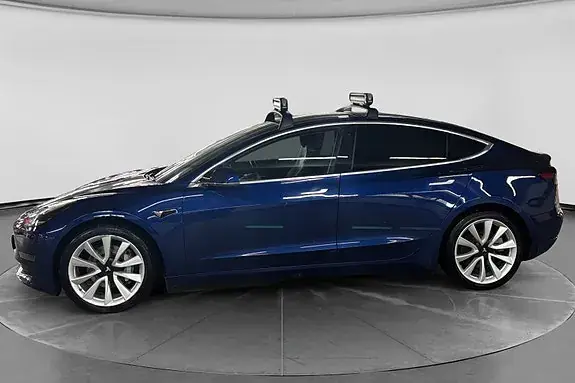 Tesla Model 3 2020 photo 2