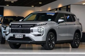 Mitsubishi Outlander 2026 photo 2