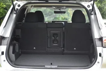 Mitsubishi Outlander 2026 photo 4