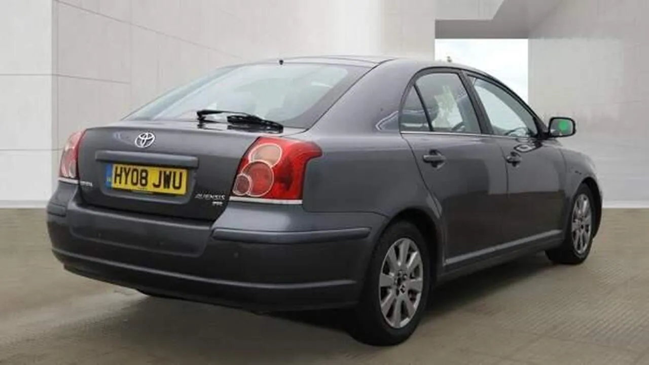 Toyota Avensis 2008 photo 4