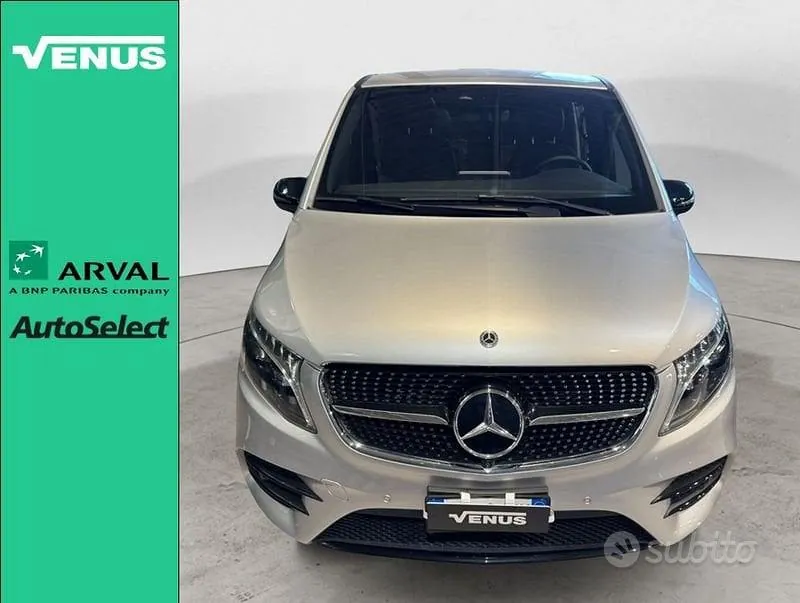 Mercedes-Benz V-Class