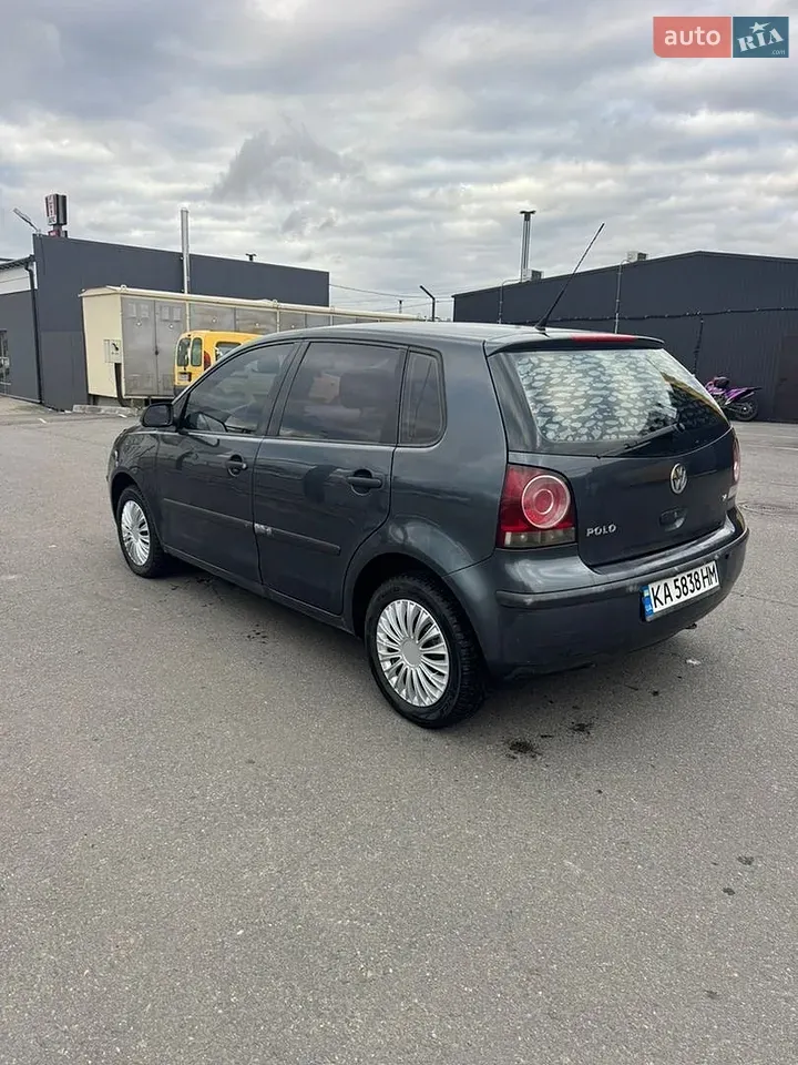 Volkswagen Polo 2008 photo 4