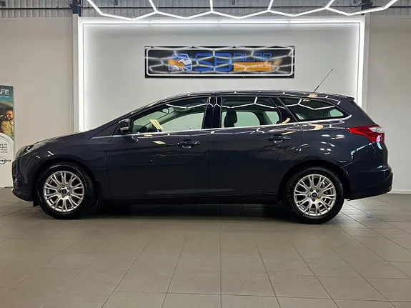 Ford Focus 2012 photo 2