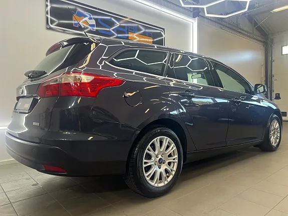 Ford Focus 2012 photo 5