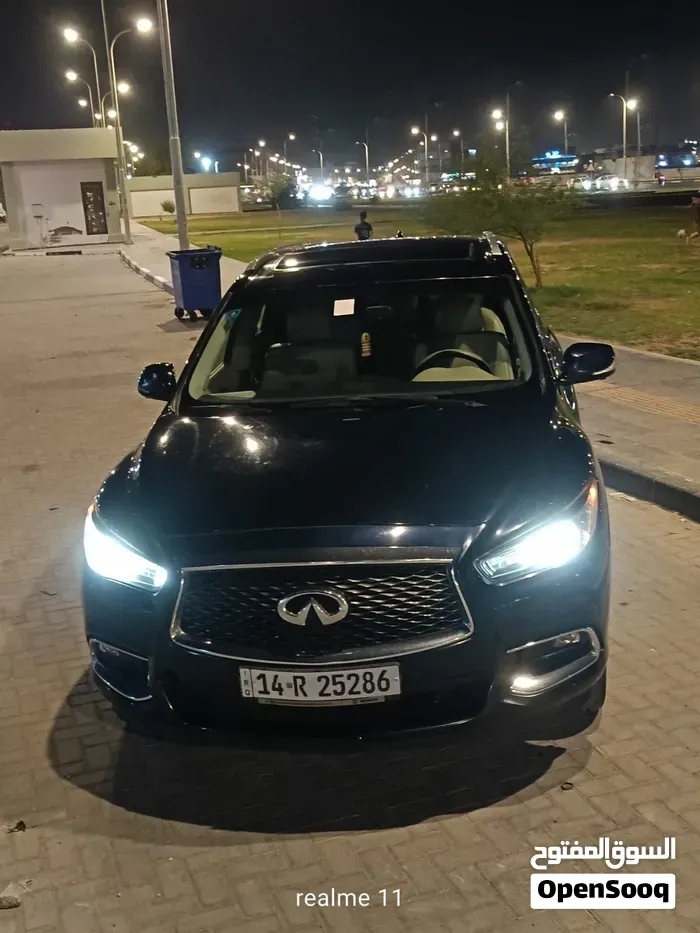 Infiniti Q60 2017 photo 2