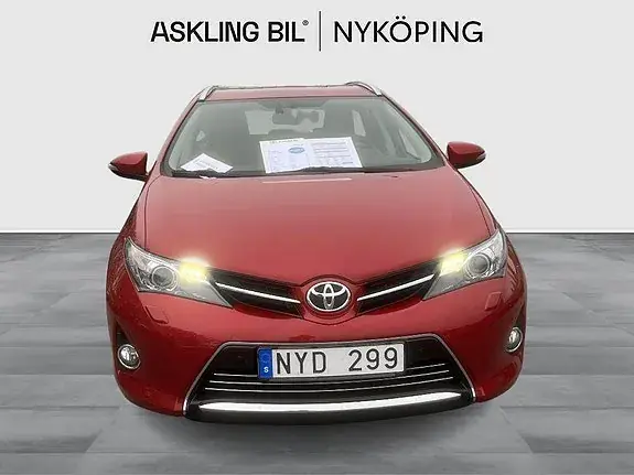 Toyota Auris 2013 photo 5
