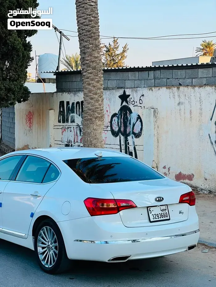 Kia Cadenza 2011 photo 4