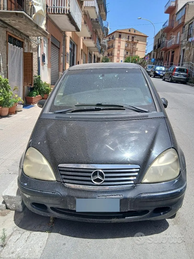 Mercedes-Benz A
