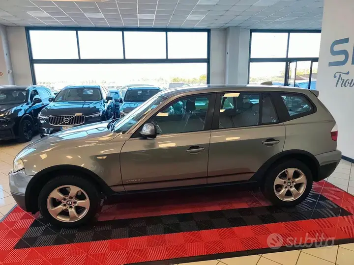 BMW X3 2010 photo 4