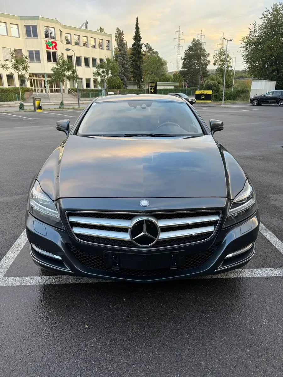 Mercedes-Benz Cls-Class 2011 photo 2