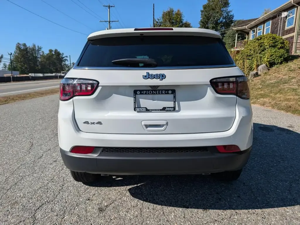 Jeep Compass 2026 photo 4