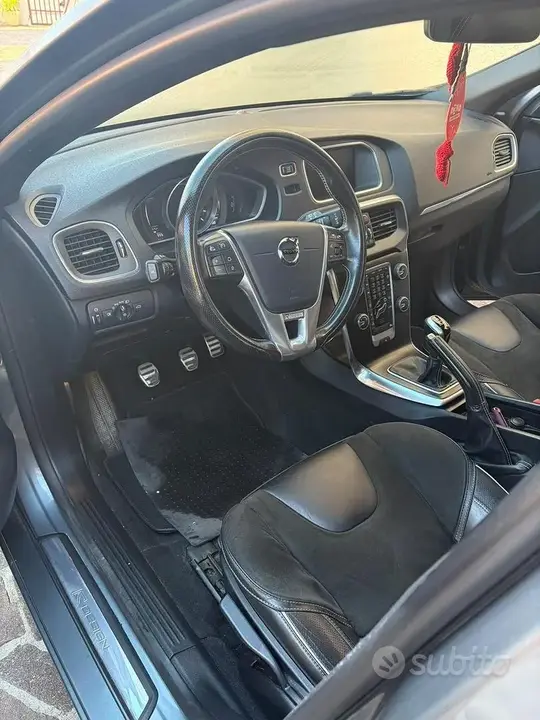 Volvo V40 2018 photo 5