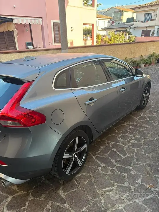 Volvo V40 2018 photo 3