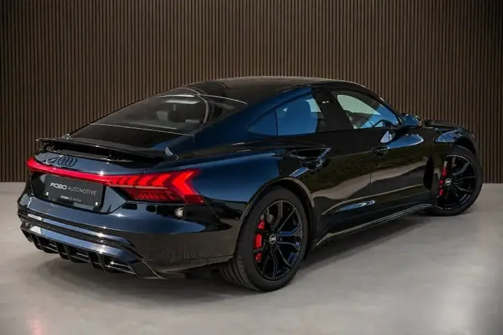 Audi E-Tron Gt 2021 photo 2